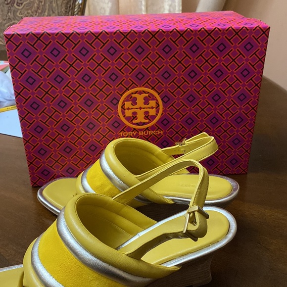 Yellow Tory Burch shoes - Picture 4 of 4